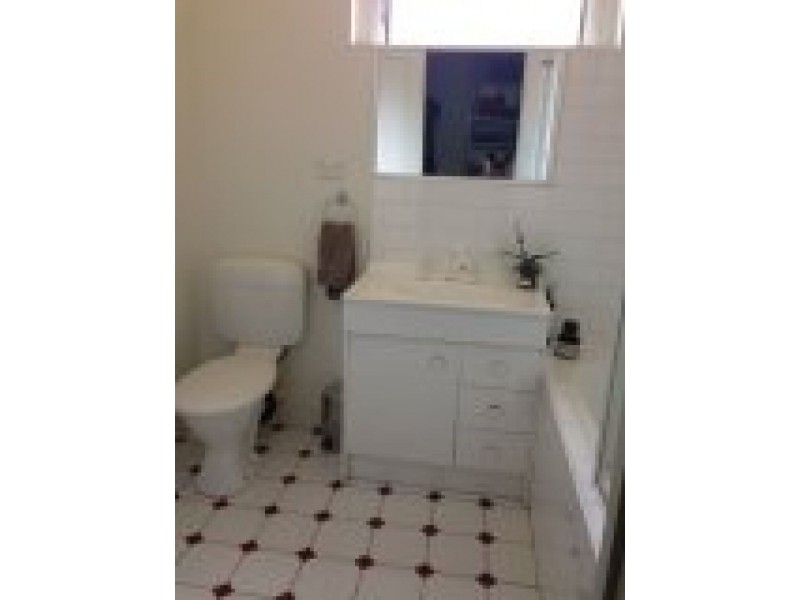 32 Queens Road, Melbourne VIC 3004