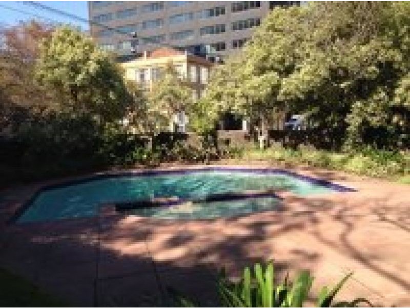 32 Queens Road, Melbourne VIC 3004