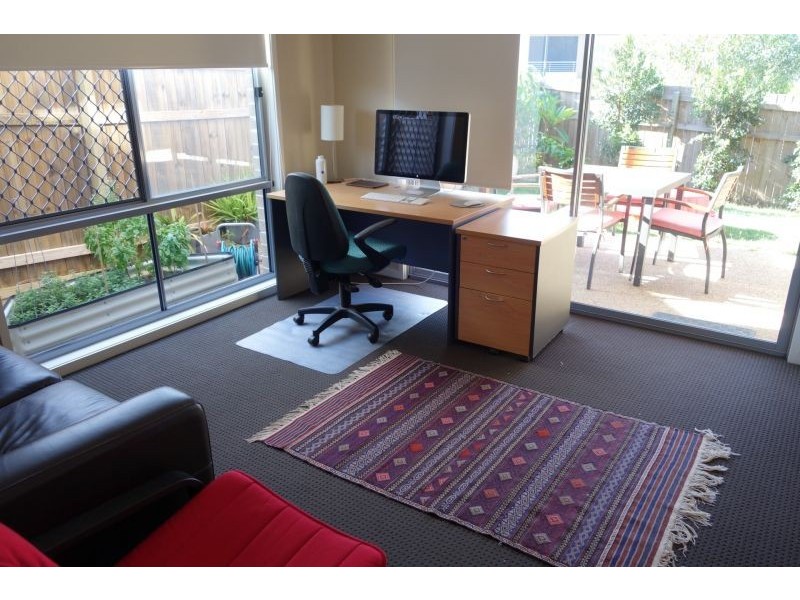 27 O’reilly Crescent, Springfield Lakes QLD 4300