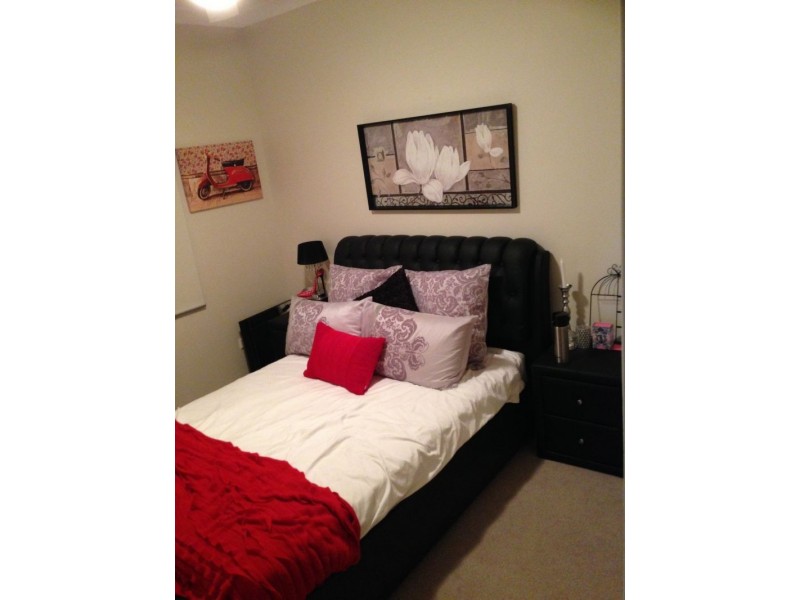 19 Heathfield Drive, Landsdale WA 6065