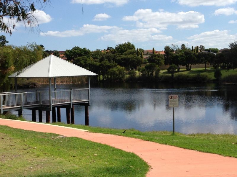 19 Heathfield Drive, Landsdale WA 6065