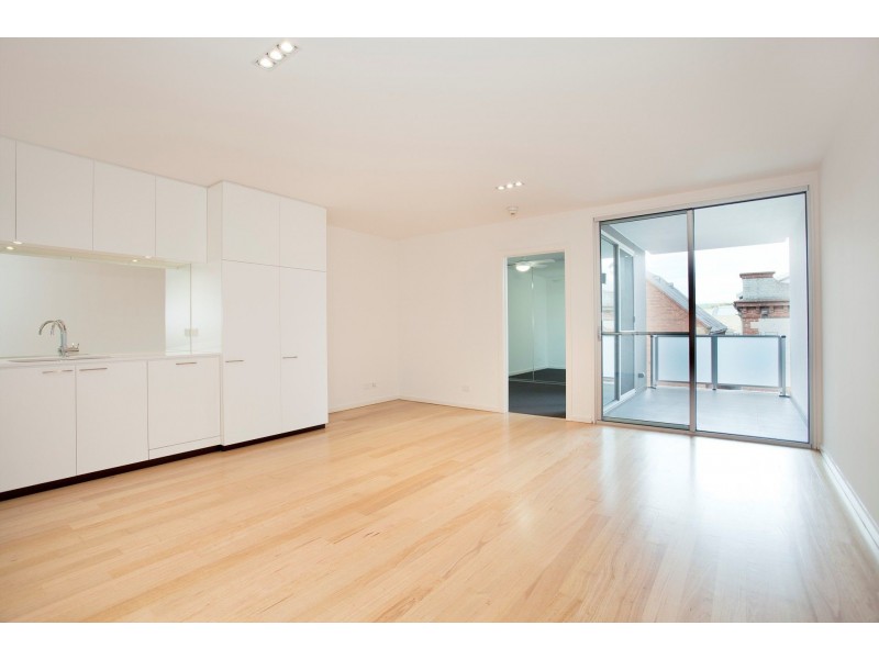 8/29 Moore Street, Adelaide SA 5000