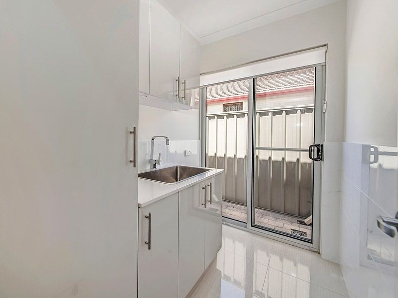 8 Emsworth Way, Balga WA 6061