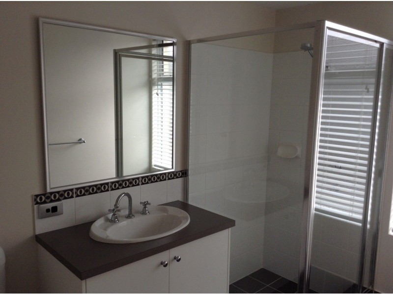 6 A Edgehill Walk, Piara Waters WA 6112