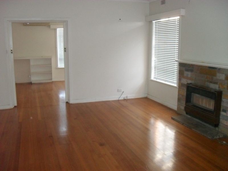 39 Ferntree Gully Road, Oakleigh VIC 3166