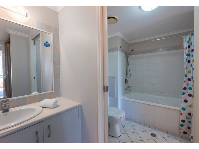 1 Paradise Island, Surfers Paradise QLD 4217