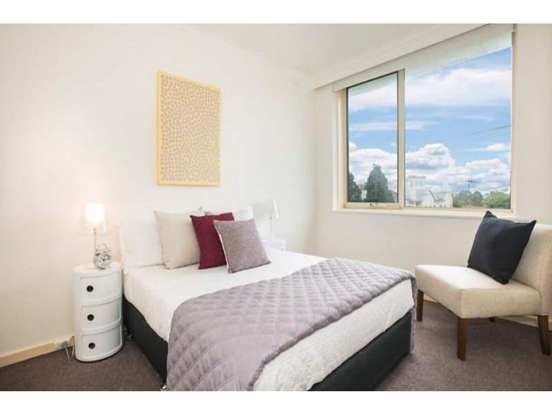 10/52 Alma Rd, St Kilda VIC 3182