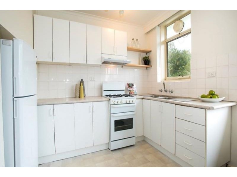 10/52 Alma Rd, St Kilda VIC 3182