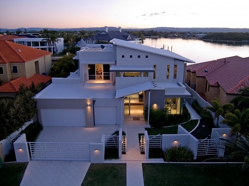 14 King James Ct, Paradise Point QLD 4216