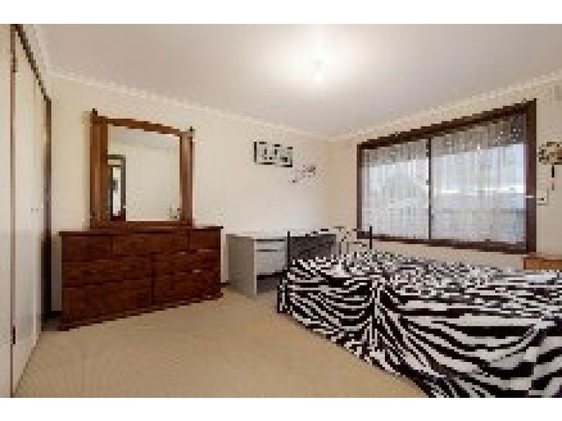 2/30 Madeleine Road, Clayton VIC 3168