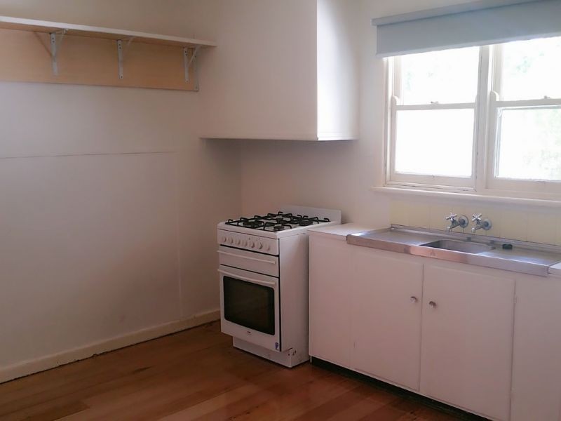 16 Shasta Ave, Ringwood East VIC 3135