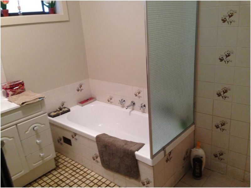 1 Tanderra Court, Morphett Vale SA 5162