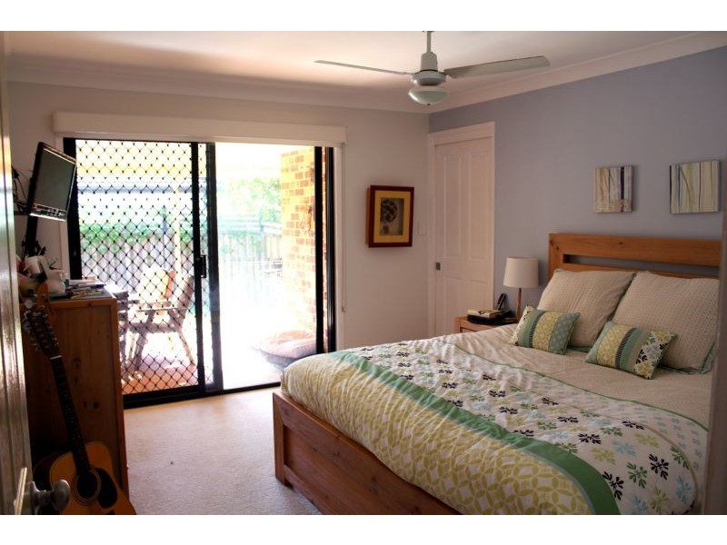 33 Penrhyn Street, Pacific Pines QLD 4211