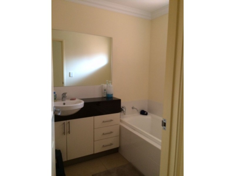 4/27 Hammersmith Ct, Joondalup WA 6027
