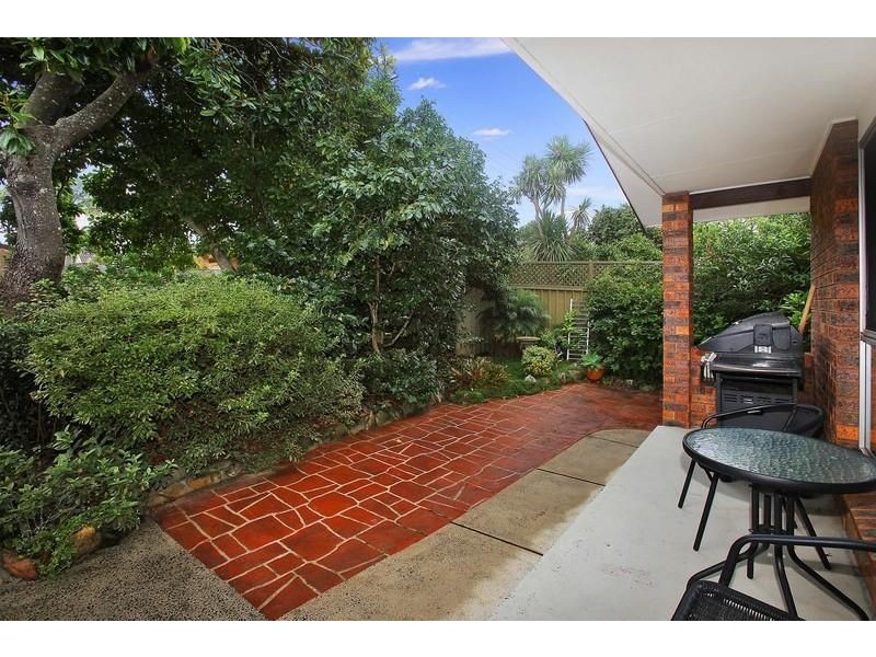 33 Churchill Avenue, Kirrawee NSW 2232