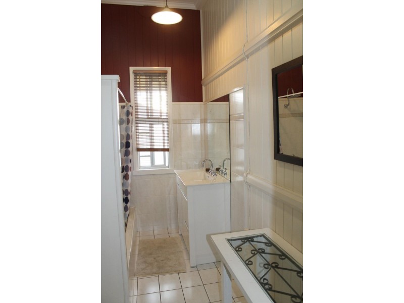 Yeerongpilly QLD 4105