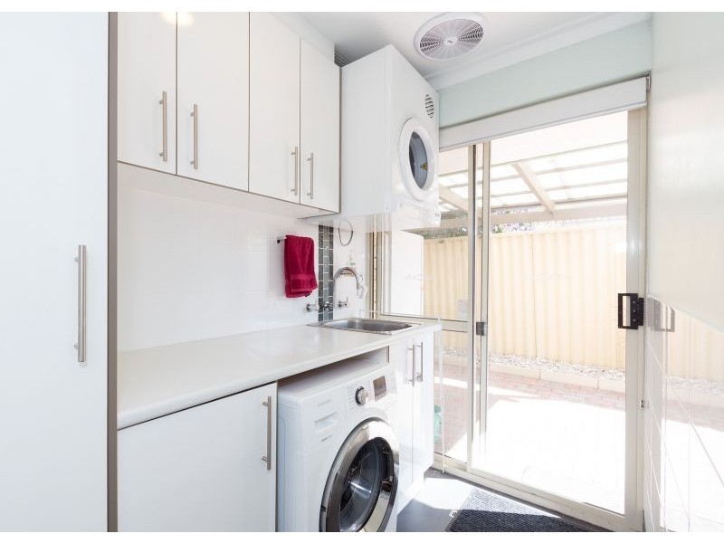 4/197 Walter Road, Dianella WA 6059