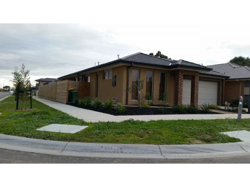 26 Olive Grove, Officer VIC 3809