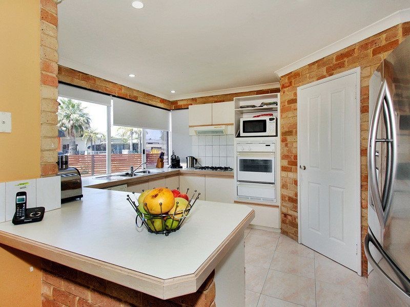 8 Darch Street, Mullaloo WA 6027