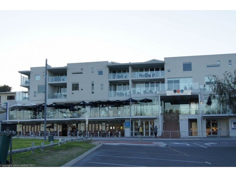 8 Darch Street, Mullaloo WA 6027