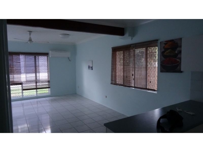 6/36-38 Queens Rd, Hermit Park QLD 4812