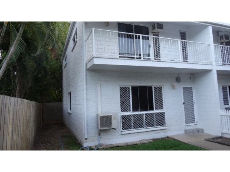 6/36-38 Queens Rd, Hermit Park QLD 4812