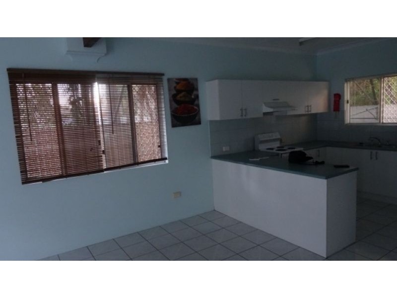 6/36-38 Queens Rd, Hermit Park QLD 4812