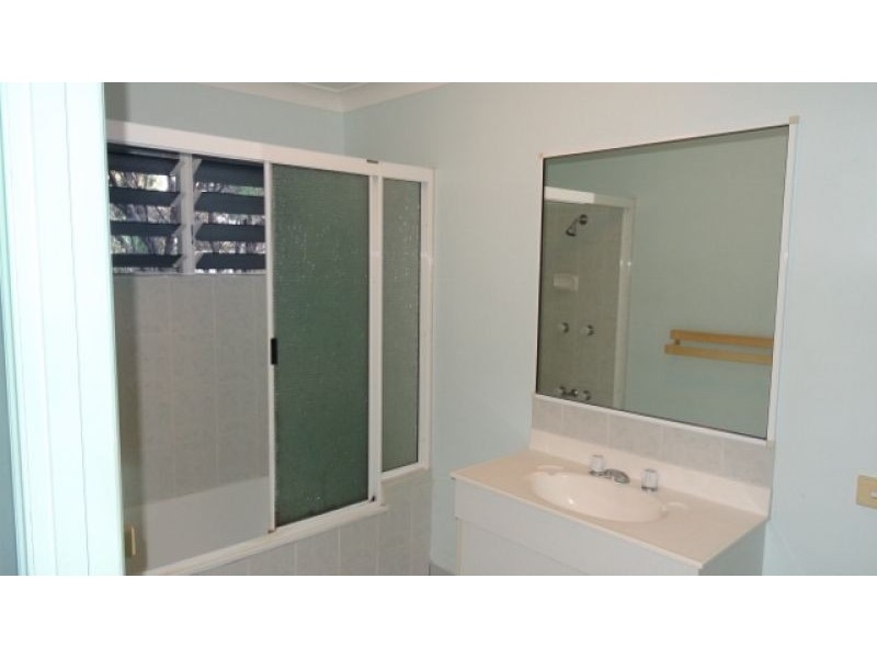 6/36-38 Queens Rd, Hermit Park QLD 4812