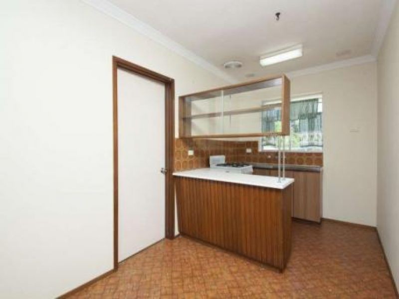 8a Glendower Way, Spearwood WA 6163