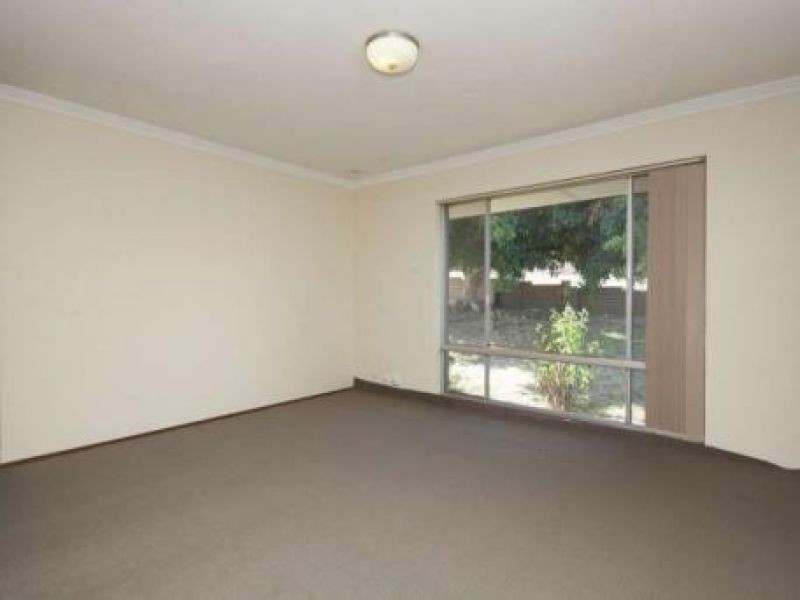 8a Glendower Way, Spearwood WA 6163