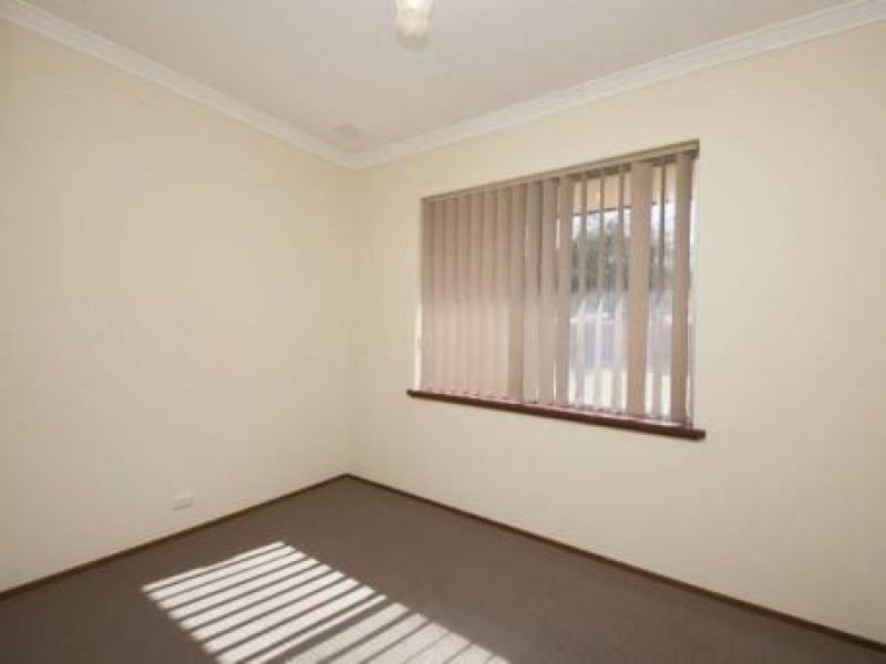 8a Glendower Way, Spearwood WA 6163