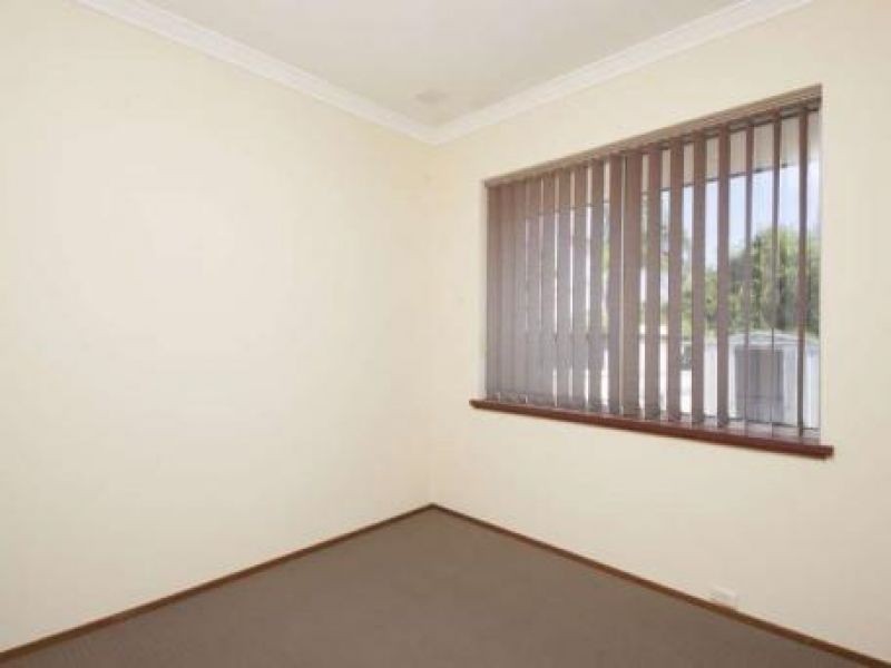8a Glendower Way, Spearwood WA 6163