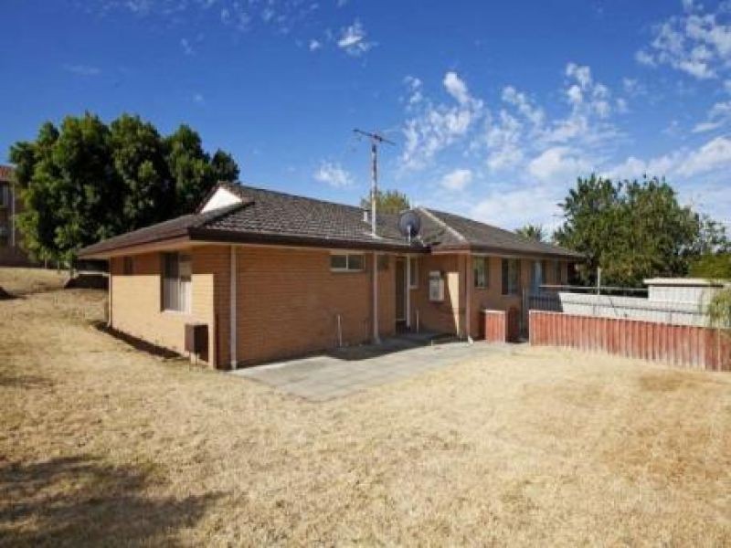 8a Glendower Way, Spearwood WA 6163