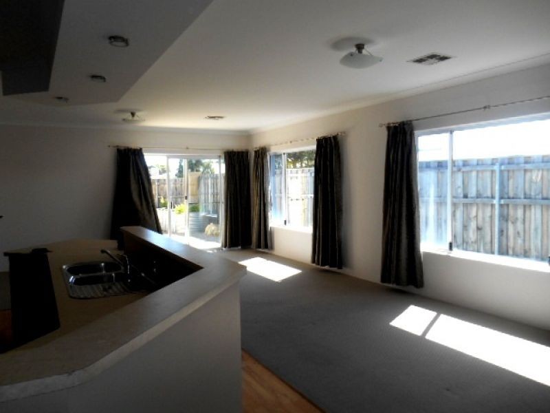 21 Whitecap Street, Yanchep WA 6035