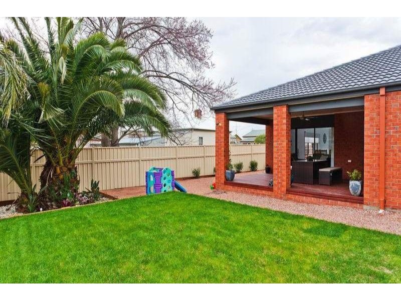 11 Bolt Street, Bendigo VIC 3550