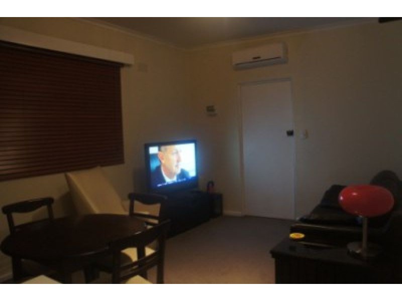 4/12 Marine Parade, Abbotsford VIC 3067