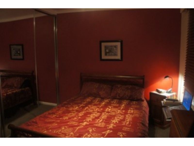 4/12 Marine Parade, Abbotsford VIC 3067