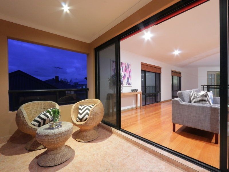 24 Chester St, South Fremantle WA 6162
