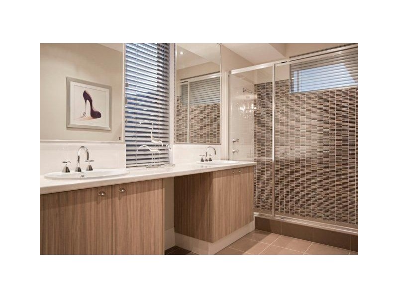 16 Newmarket Parade, Butler WA 6036