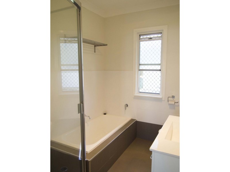 55 Canterbury Street, Mount Gravatt East QLD 4122