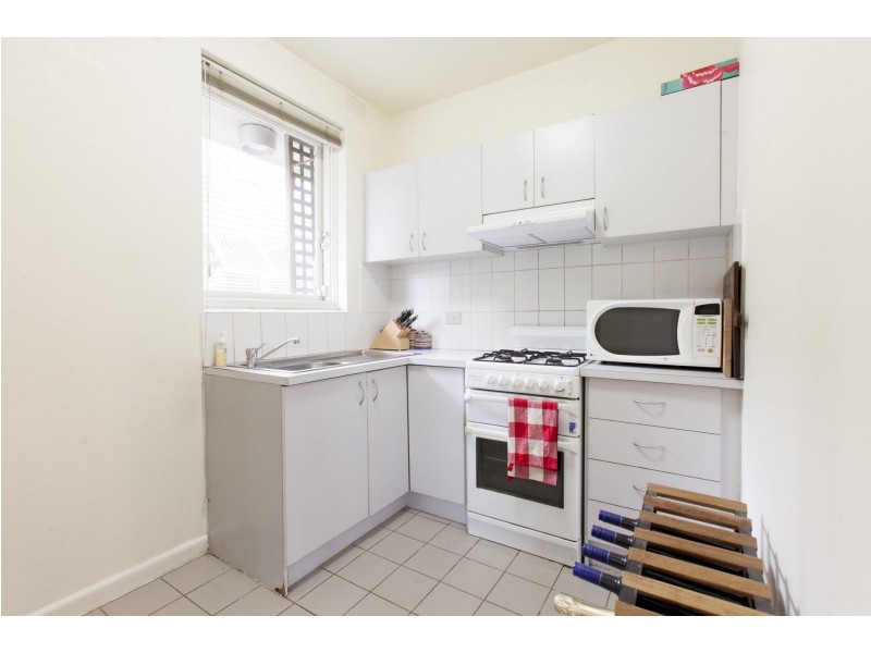 1/151 Glen Huntly Road, Elwood VIC 3184