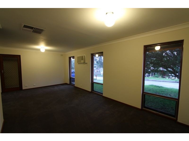 34 Paterson Dr, Hackham SA 5163