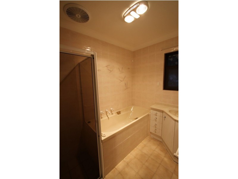 34 Paterson Dr, Hackham SA 5163