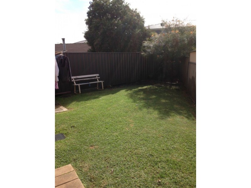 1/26 Pearce Road, Quakers Hill NSW 2763
