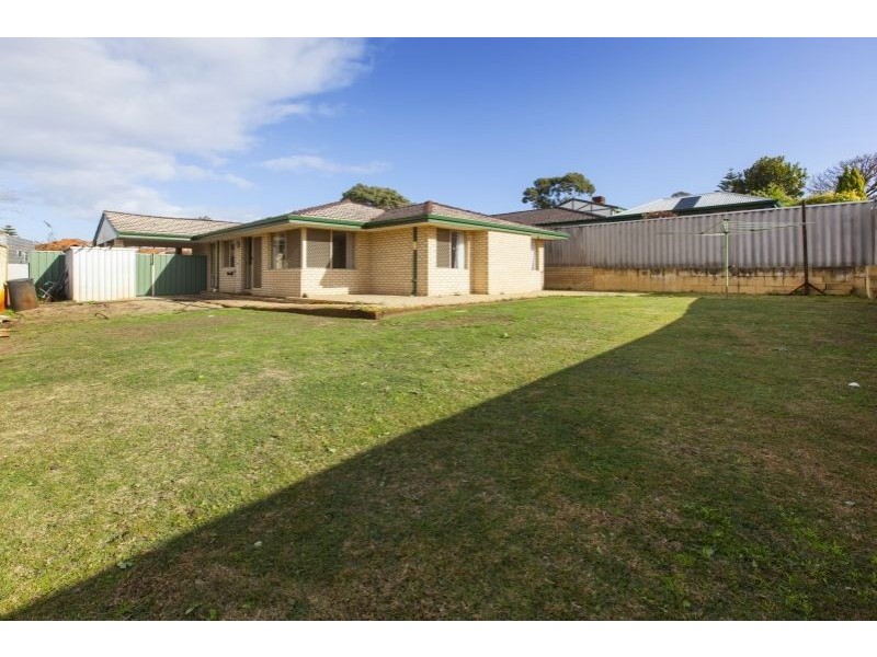 26a Comstock Way, Woodvale WA 6026
