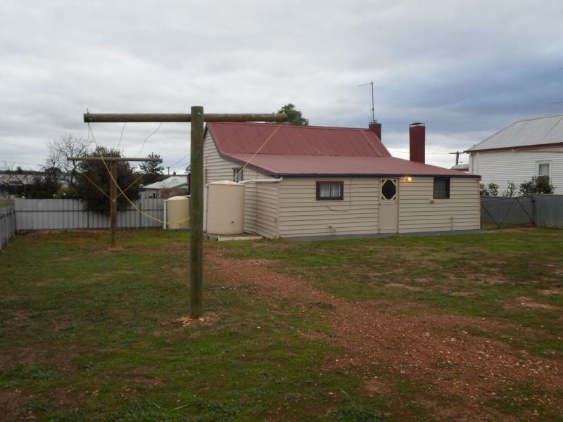 44 Barkly Street, Dunolly VIC 3472