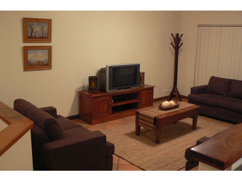 14 Broadbeach Boulevard, Hillarys WA 6025