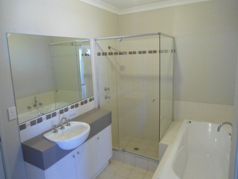 247b Ocean Keys Boulevard, Clarkson WA 6030