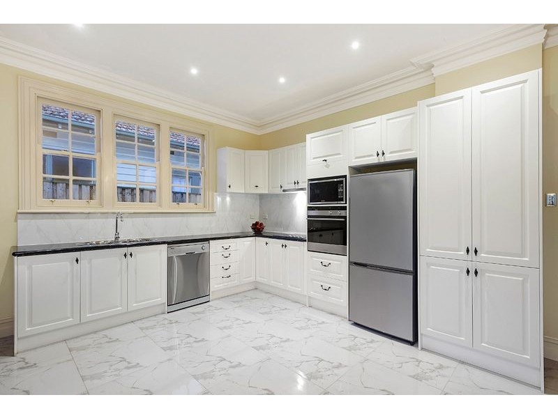 227 Pascoe Vale Road, Essendon VIC 3040