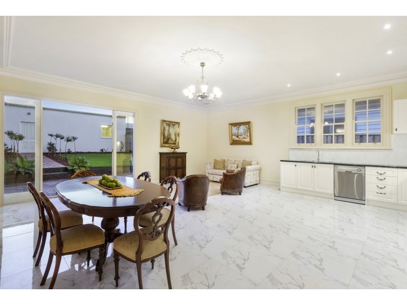 227 Pascoe Vale Road, Essendon VIC 3040